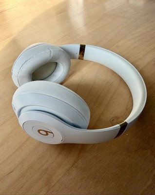 Beats Studio3 Wireless Headphones (A1914) –Beats by Dr. Dre Over