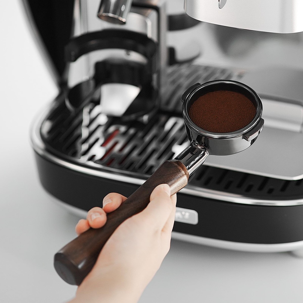 Normcore Portafiltro Bottomless da 58 mm per gruppi di brodo Lelit, Flair 58, ECM, Rocket, E61, filtro Naked portafiltro da 18 g e manico in vero legno di noce americano