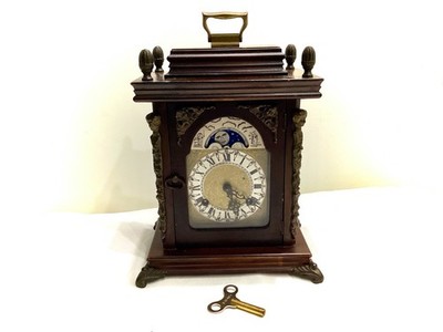 Vintage Kaminuhr Franz Hermle 130-080 Mantle Clock Moon Phase Sammlerstück Top!