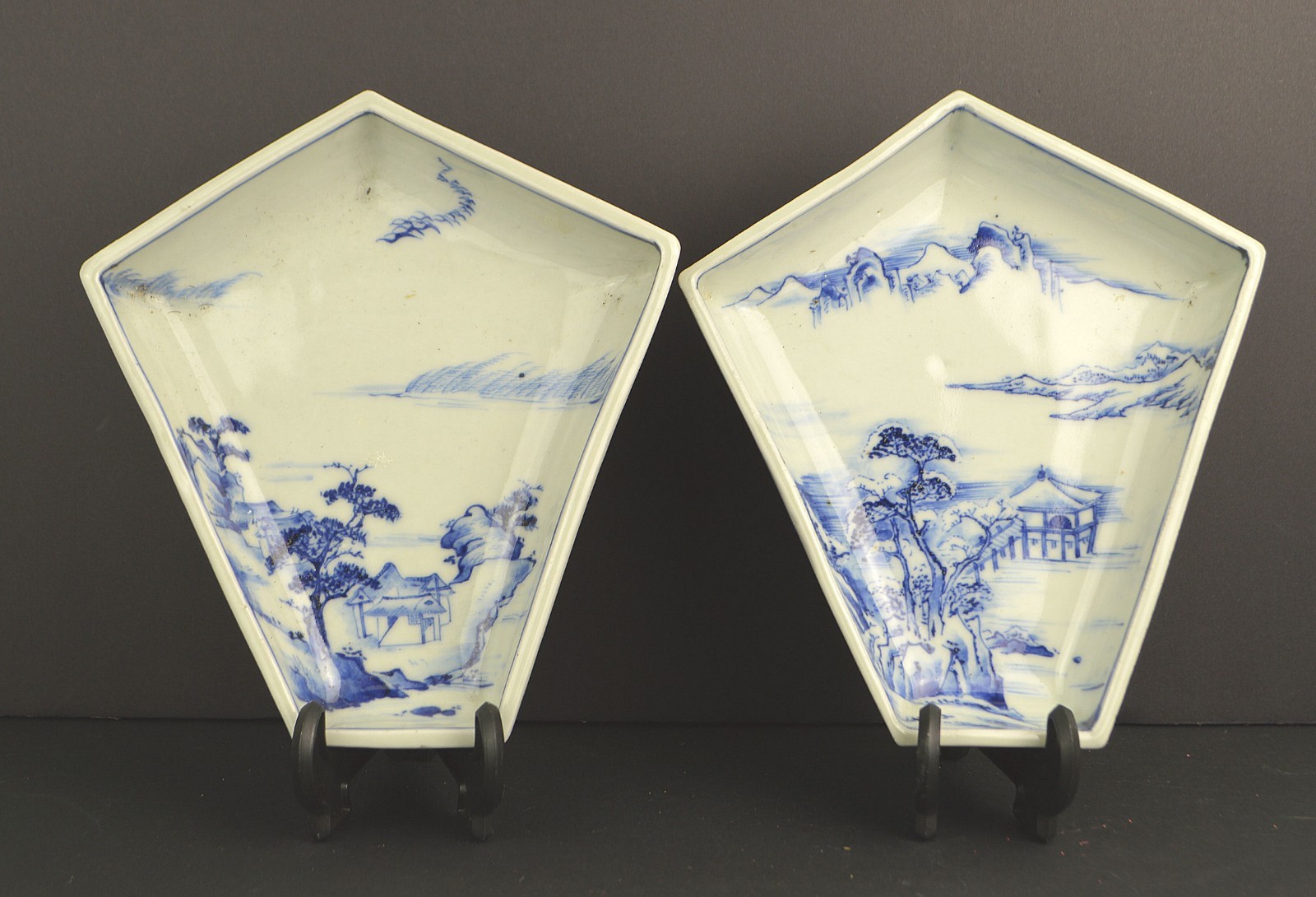 A Superb Set Of 8 Japanese Meiji Period Handpainted Porcelain Dishes