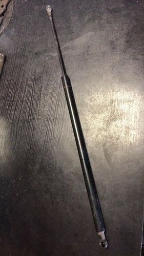 BMW X3 (E83) Kofferraumdeckel Stoßdämpfer 51243414711