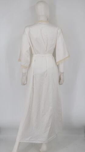 Vtg Victoria's Secret Size P Gold Label Bridal Nightgown Robe Lace V-neck USA - Picture 2 of 7
