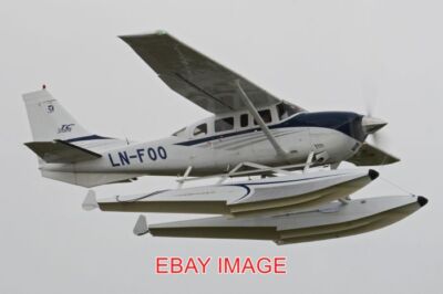 PHOTO  AEROPLANE CESSNA T.206H TURBO STATIONAIR 'LN-FOO' C/N T206-08506. BUILT 2