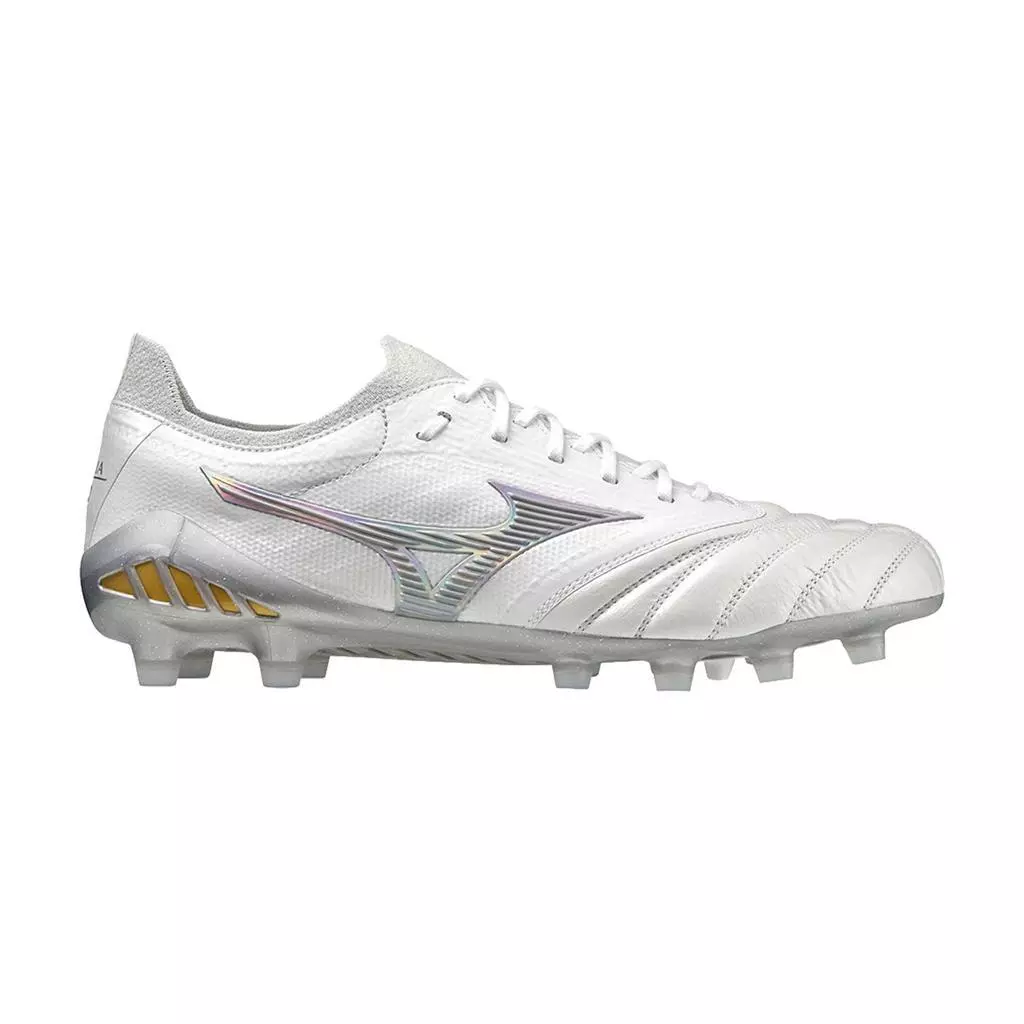 mizuno soccer cleats