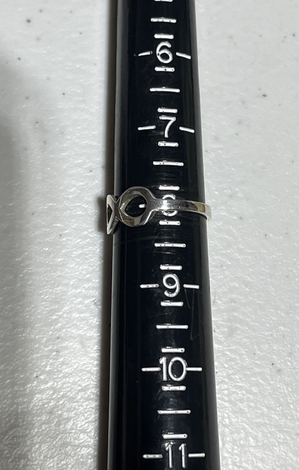 STERLING SILVER SIZE 8 INFINITY RING STAMPED 925 … - image 2