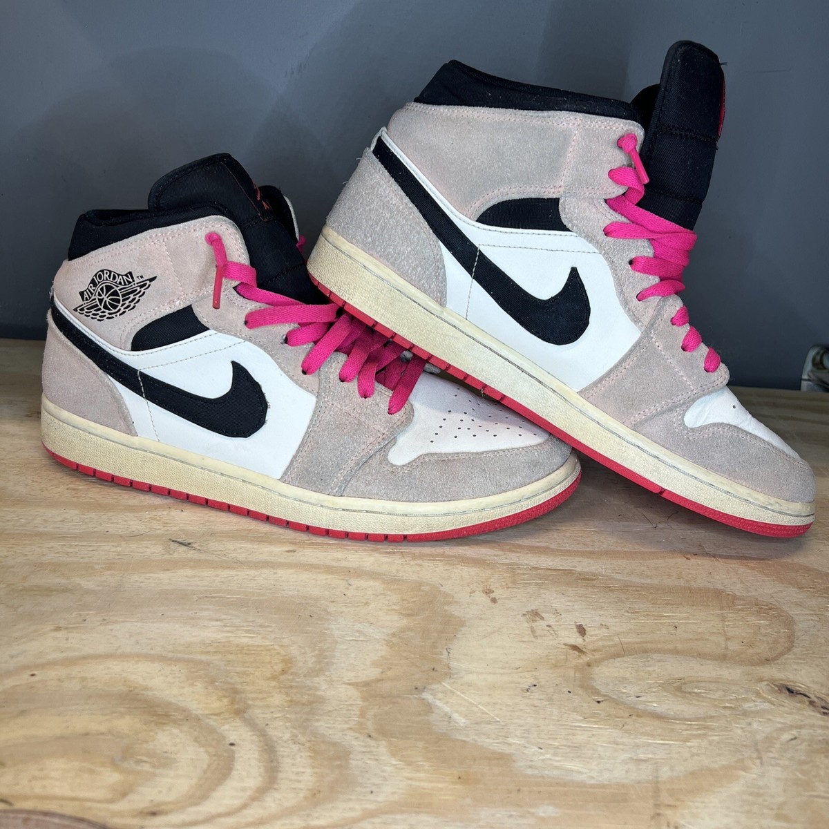 Men's Size 10 Air Jordan SE Mid Sneakers Crimson Tint Pink Black