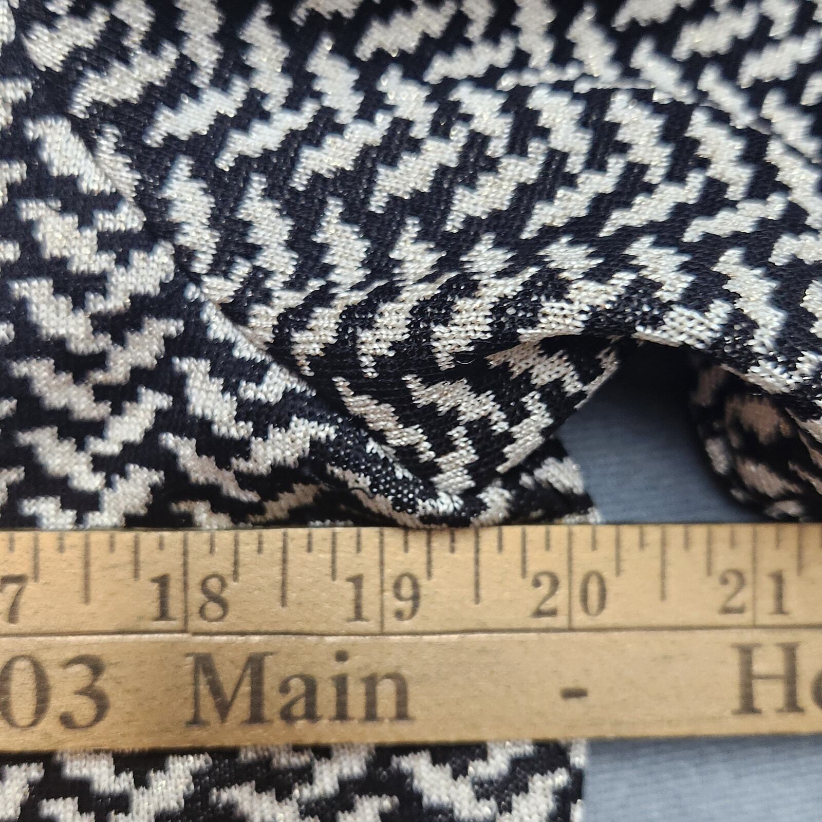 Exclusively Misook Size Small Zip Up Herringbone … - image 13