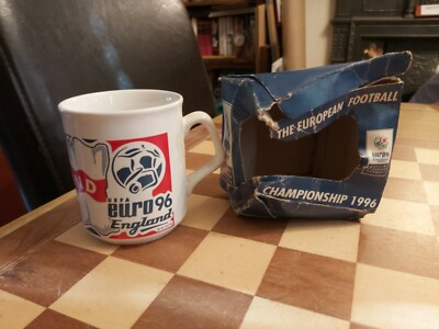 Vintage Boxed 1996 Football UEFA Euro 96 England Team Mug J&J Cole