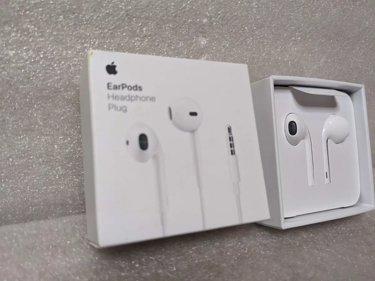 New Open Box Genuine Apple EarPods Headphones 3.5mm Plug for iPhone 6 5 F2