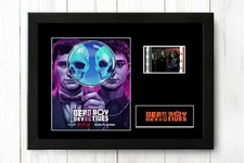 Dead Boy Detectives Film Cell Display  Cast Stunning New stock S2