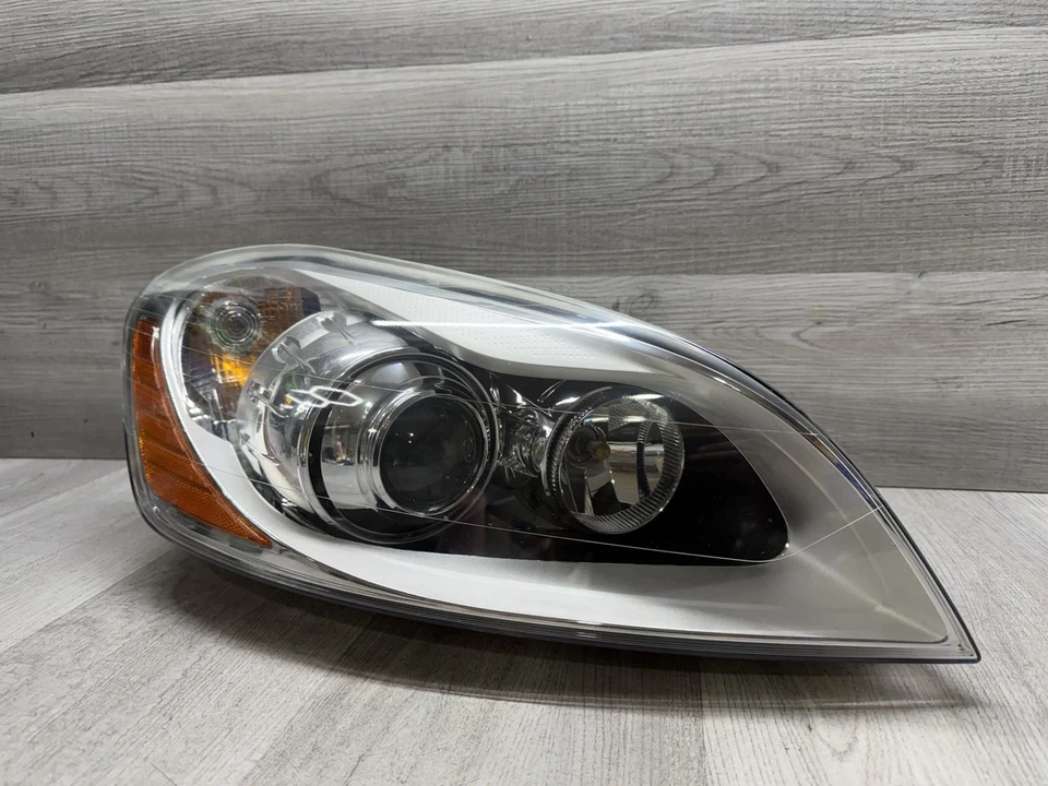2010-2013 VOLVO XC60 АДАПТИВНАЯ ABL КСЕНОНОВАЯ КСЕНОНОВАЯ ФАРА ПРАВАЯ ПОД ПРАВУЮ РУКУ 30763150 (L19) - Изображение 4 из 4