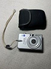 Canon PowerShot SD200 Silver 3.2MP 3x Optical Zoom Digital Elph Camera