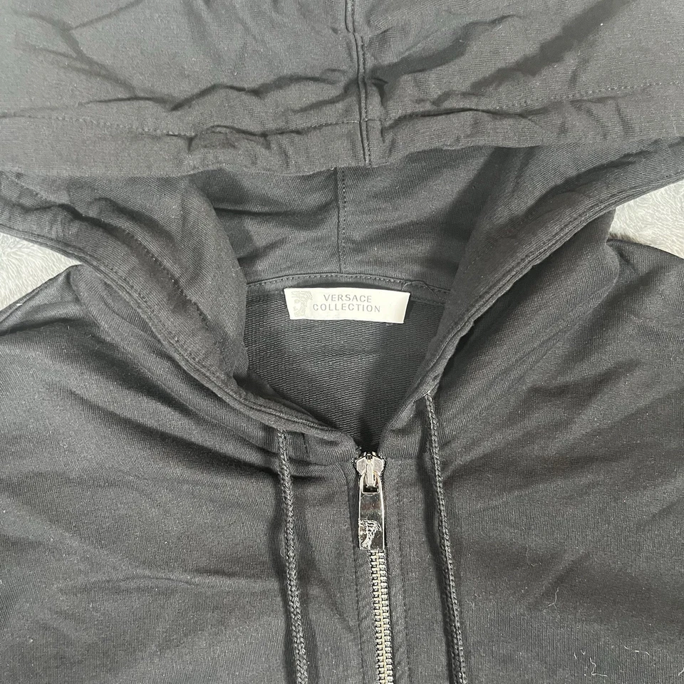 Sudadera con Capucha Mujer Versace Collection Cremallera Completa Bordada Negra Talla Mediana Foto 3 de 4