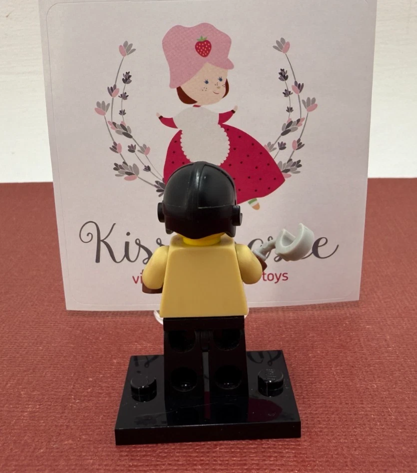 Lego ☆ Minifigure ☆ Series 2 : Traffic Cop - Authentic #8684 - Image 2 of 2