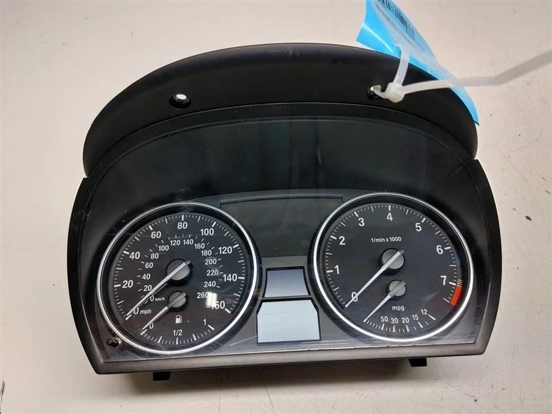 Оригинальная головка спидометра 2007-2012 BMW 328i 9166837 - Изображение 2 из 4