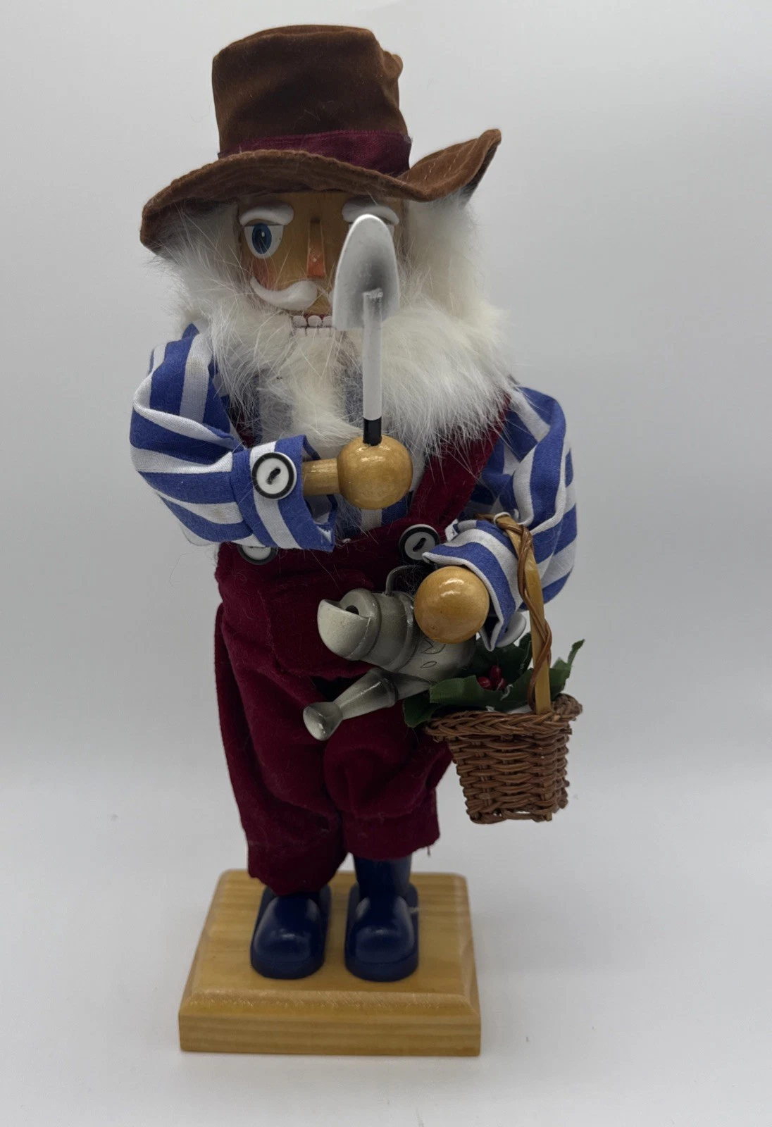 Vintage 1990s Gardener Nutcracker 9.5” Tall Very Good Condition