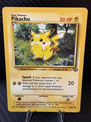 Pikachu 60/64 Jungle Red Cheeks WOTC Vintage Pokemon Card LP