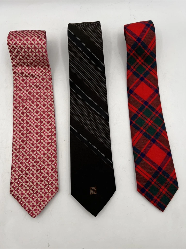 Lote de 3 gravatas masculinas vintage designer Hugo Boss, Givenchy Paris, Mackintosh - Imagem 2 de 4