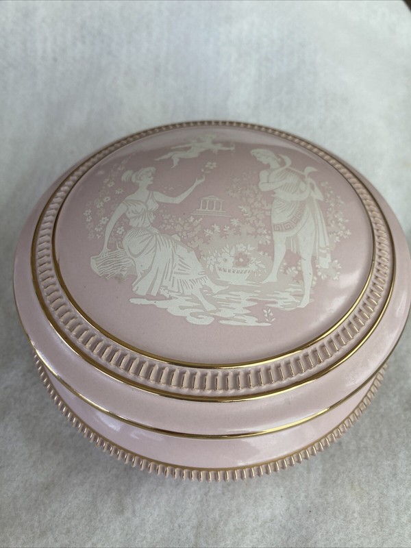 Vintage Italian Classical Greece Hand Made Porcelain Jewelry/Trinket Box EUC