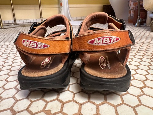MBT SANDALIAS VINTAGE RARAS - UNISEX - Imagen 4 de 13