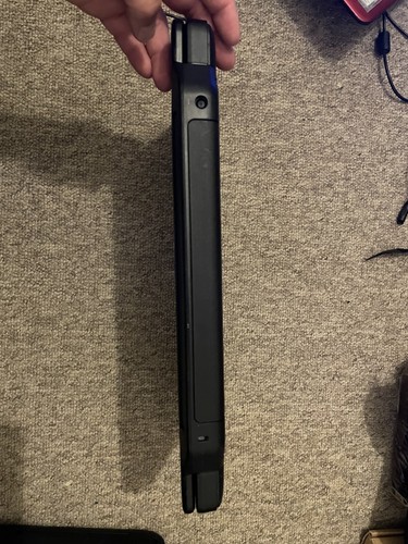 Dell Inspiron M5040 AMD E-450, 15.6" 4GB RAM, 600 GB HDD, Windows 10 Pro - Picture 7 of 10