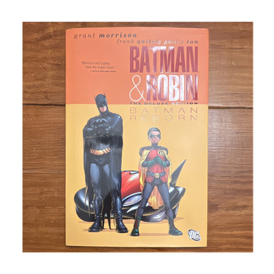 DC Comics Batman and Robin Deluxe Edition HC Batman Reborn Morrison Quitely Tan