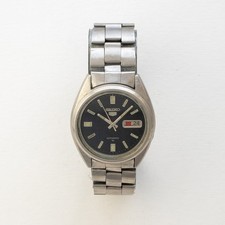 Vintage Seiko 5 Automatic 7009-8210 Dark Blue Dial Day Date Men's Watch 17J