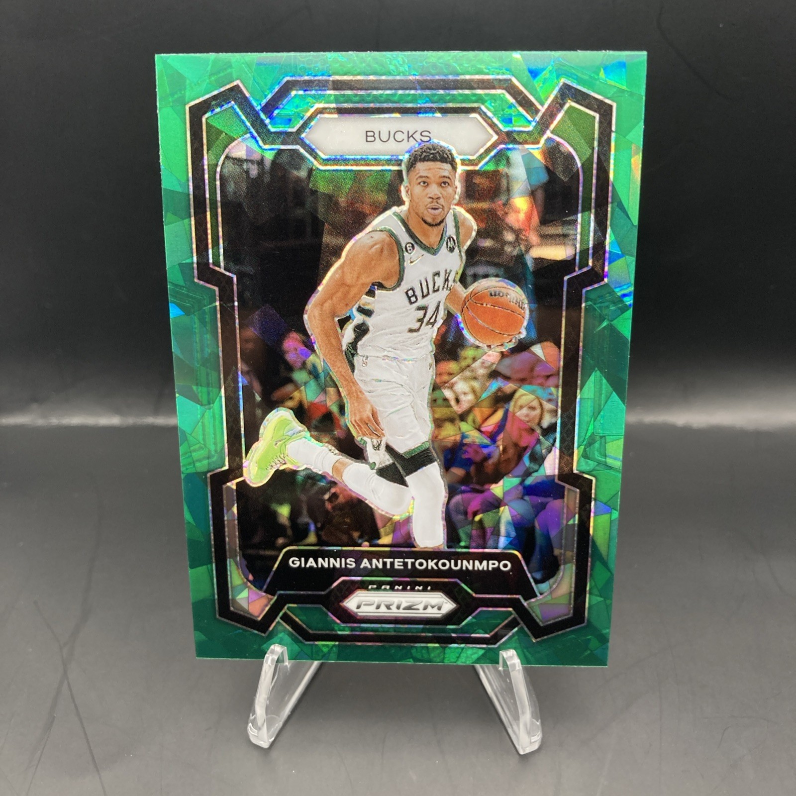 2023-24 Panini Prizm Green Ice Prizm Giannis Antetokounmpo #103