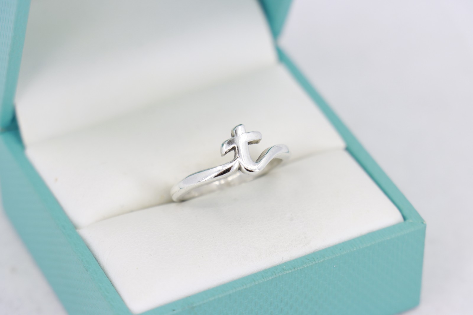 Sterling Silver James Avery Script Initial "T" Ri… - image 8