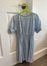 Uniqlo Girls Blue Floral Print Dress with Pockets Size 7-8