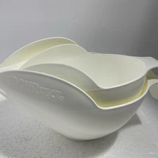 2 RANDY KAAS WHITE POURFECT MEASURING MIXING BOWLS 6 CUP 8 CUP No Box