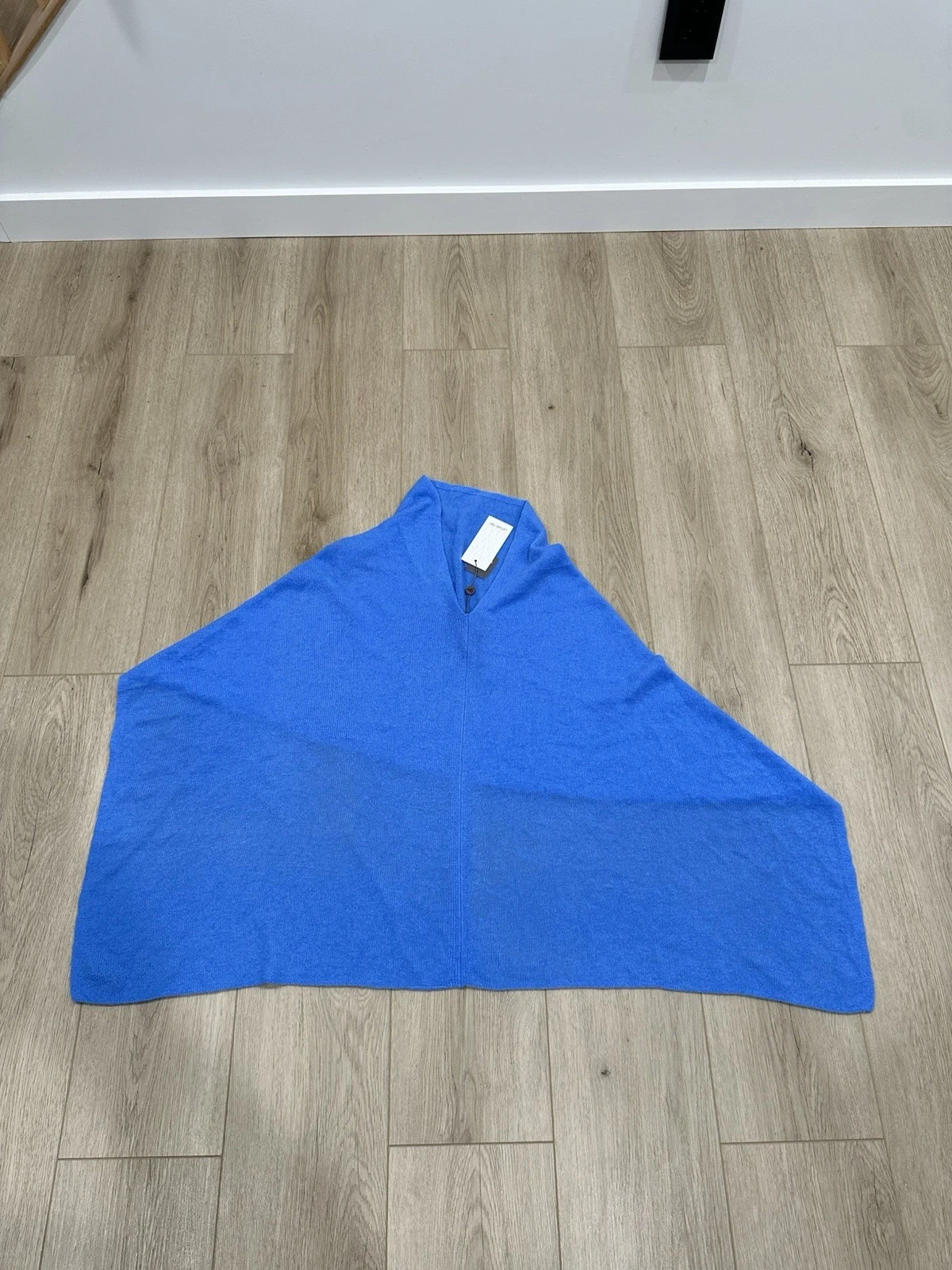 NWT Alashan 100% Cashmere Women's Dress Topper Blue Poncho One Size Knit