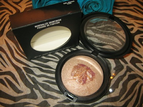 MAC Mineralize or Extra Dimension Skinfinish *SELECT SHADE FROM DROP MENU* - Picture 11 of 23