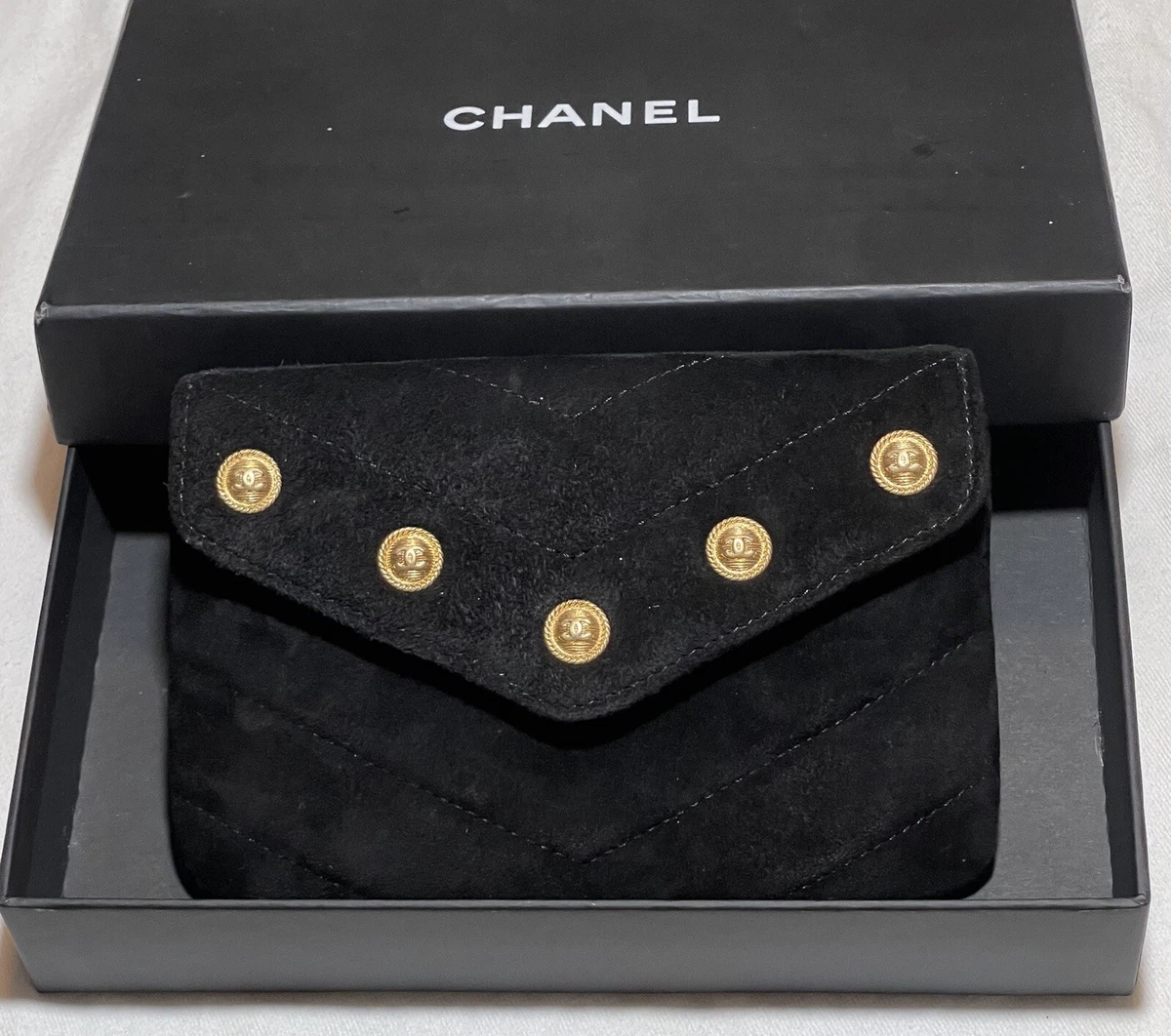 chanel black and gold handbag purse