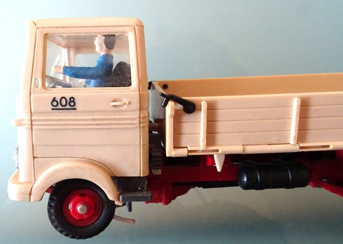 Stabo Car MOBIL, sehr schöner LKW Mercedes LPK 608 - 55440 in OVP, TOP-Zustand - Bild 4 von 10