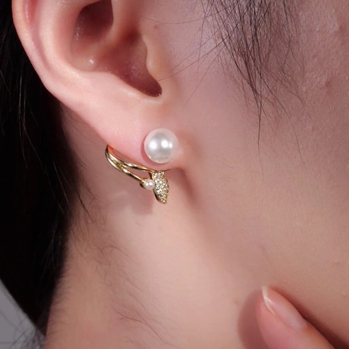 Gold whale tail crystal pearl stud Two-way earrings strength power speed agility - Picture 3 of 7