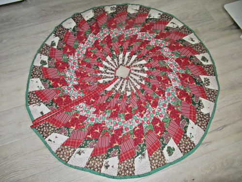 Vintage Handmade Handstitched Christmas Tree Skirt 48" Country Farmhouse Decor