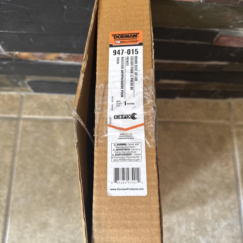 Пылезащитный экран тормоза Dorman 947-015 подходит для Chrysler Dodge 300 Challenger 2005 - 2011 годов выпуска - Изображение 4 из 4