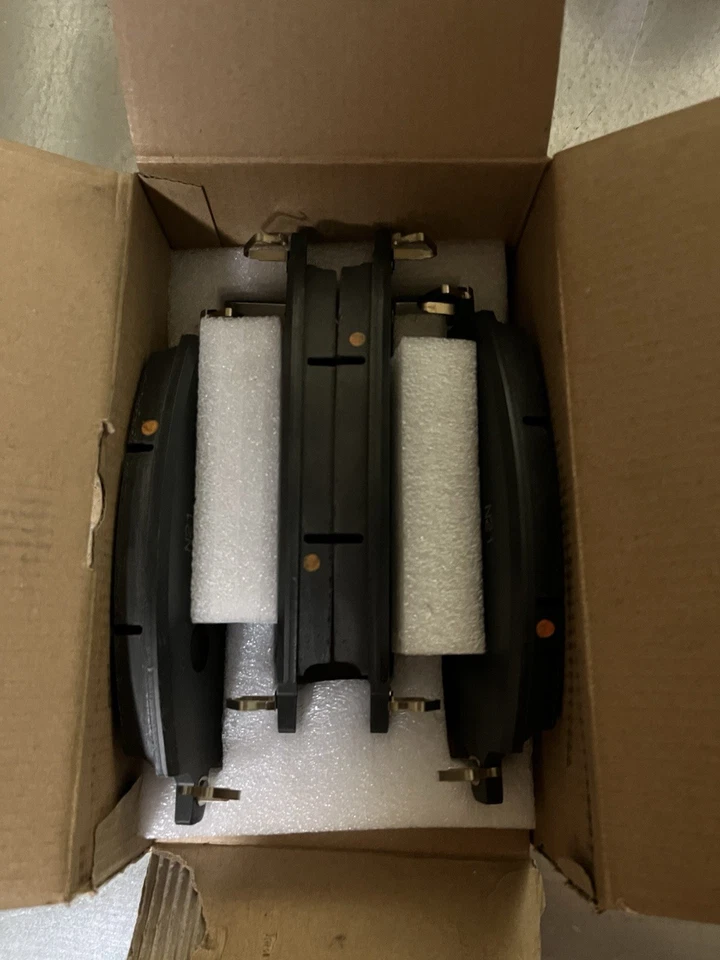 Pastilhas de freio dianteiro 2011 2020 Mitsubishi Sport fit em 2007 a 2020 Outlander - Imagem 2 de 4