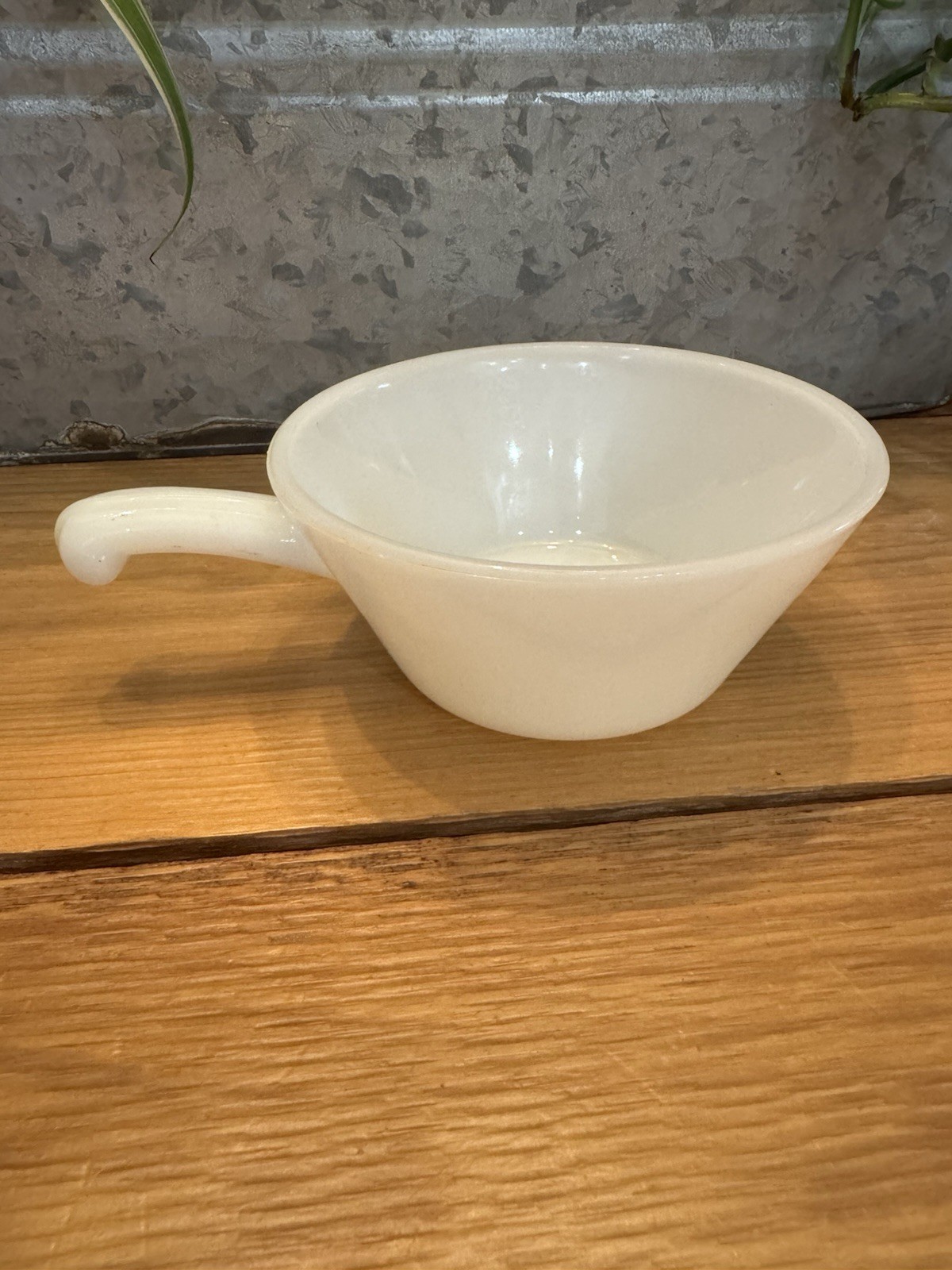 Fire King Anchor Hocking Oven Proof Milk Glass Bowl w/ Handle USA No. 18
