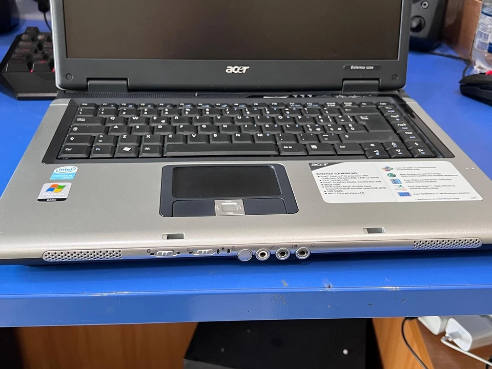 Portatile Acer Extensa 5204WLMi – Vintage Perfettamente Funzionante - Immagine 3 di 4