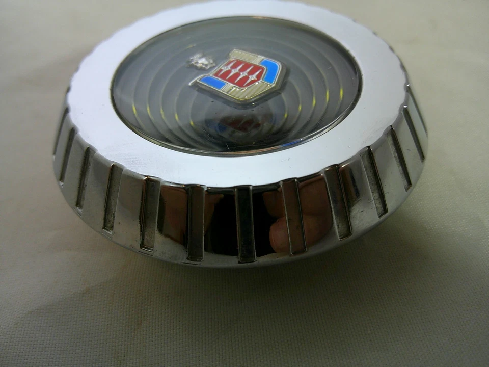 NOS 1957 Mercury Monterey steering wheel horn medallion emblem center cap badge - Image 4 of 4
