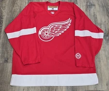 KOHO VTG Detroit Red Wings Hockey Jersey Adult Size XL Embroidered Air Knit