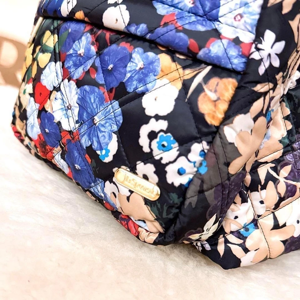 Mochila acolchada floral negra rara [LeSportsac] patrón floral con flores [HFby6PR] Foto 3 de 4