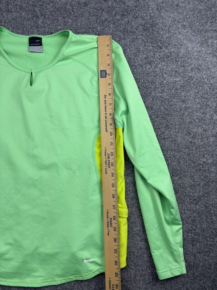 Camisa Nike Mujer Mediana Verde Amarillo Esfera Seca Manga Larga Correr Atlética Foto 3 de 4
