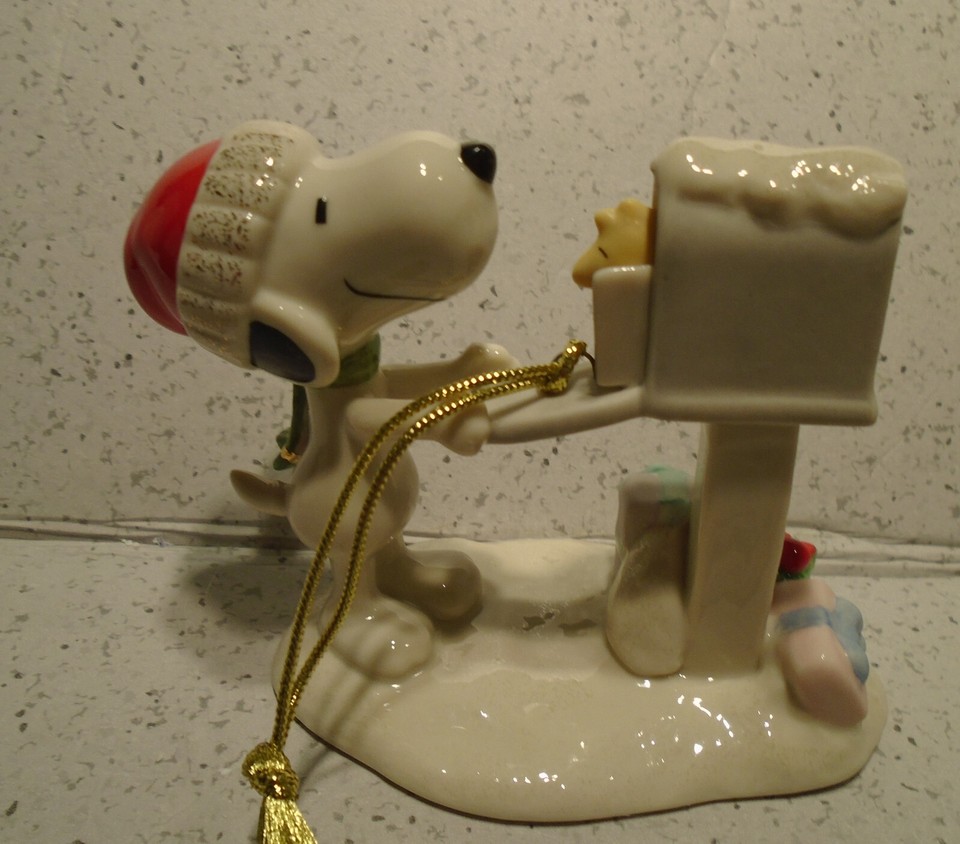 Lenox Peanuts Snoopy's Letter to Santa Ornament Woodstock Mailbox NEW ...