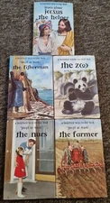 5 Super Rare Ladybird Books Ita Eezy Reedin Jeezus  Nurs Zoo peepl at wurk DJs