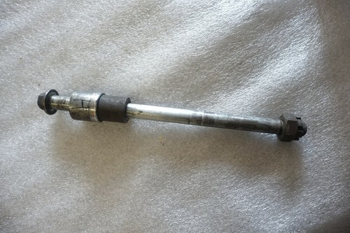 1. Kawasaki LTD 440 Steckachse Hinten Hinterradachse Axle Radachse