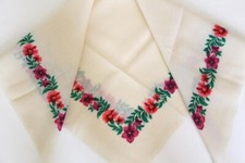 Floral wool scarf Ukrainian vintage shawl White russian retro scarf with flowers