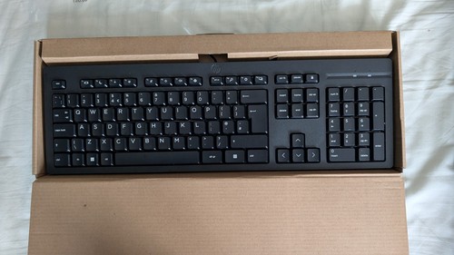 HP Brand New Keyboard HP 125 Wired Keyboard UK, USB connection - 第 1/3 張圖片